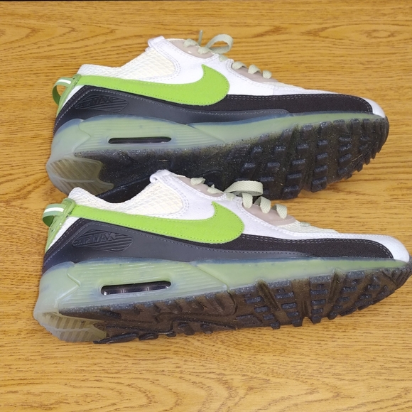 Nike Air Max - Picture 1 of 8